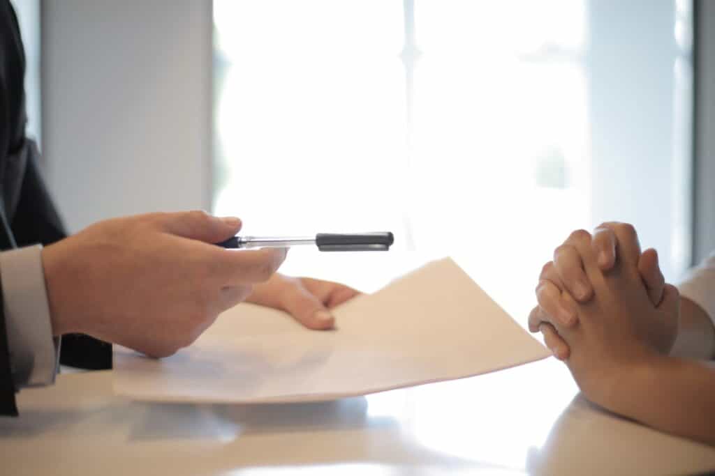 pen and letter on a desk